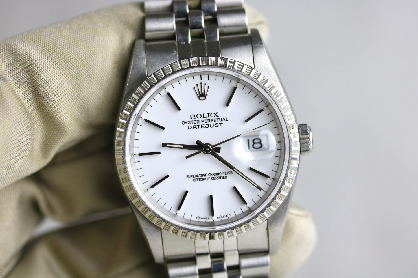 1991 ROLEX 16220 Datejust 36mm Original White Dial