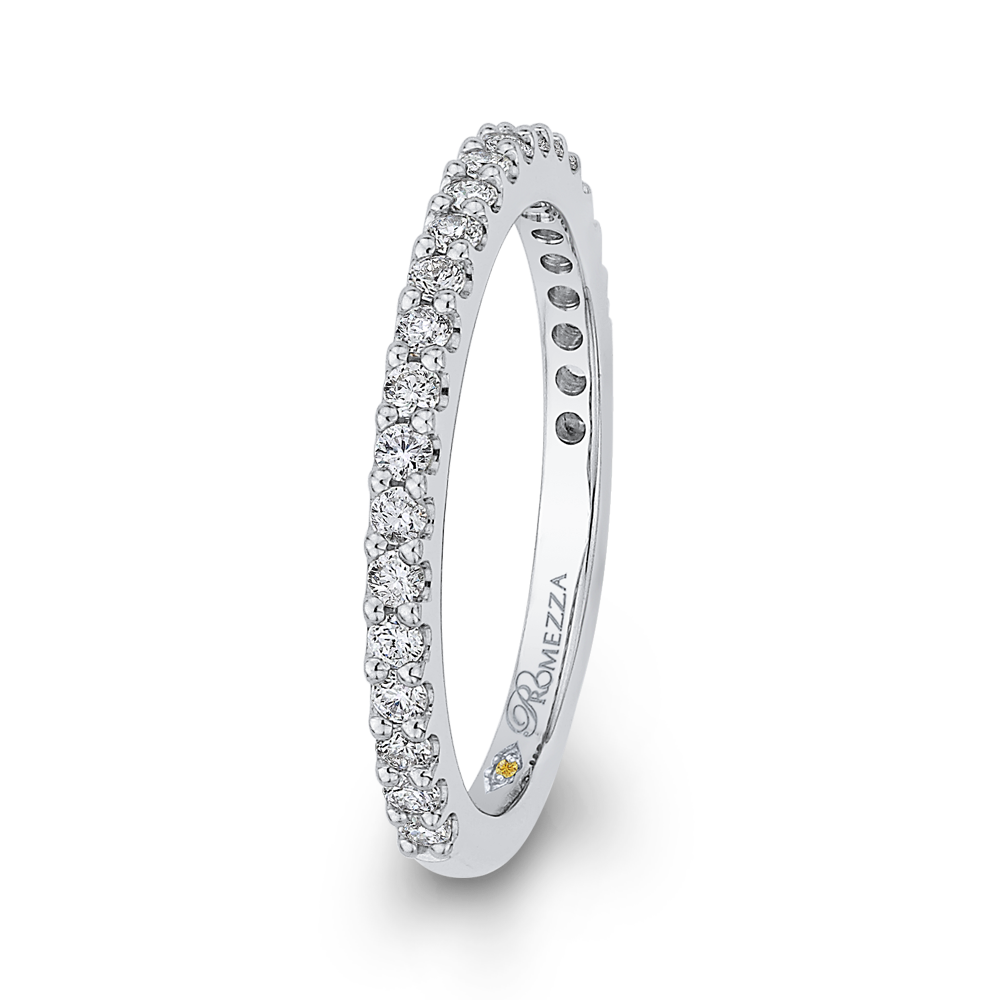 Round Diamond Wedding Band in 14K White Gold