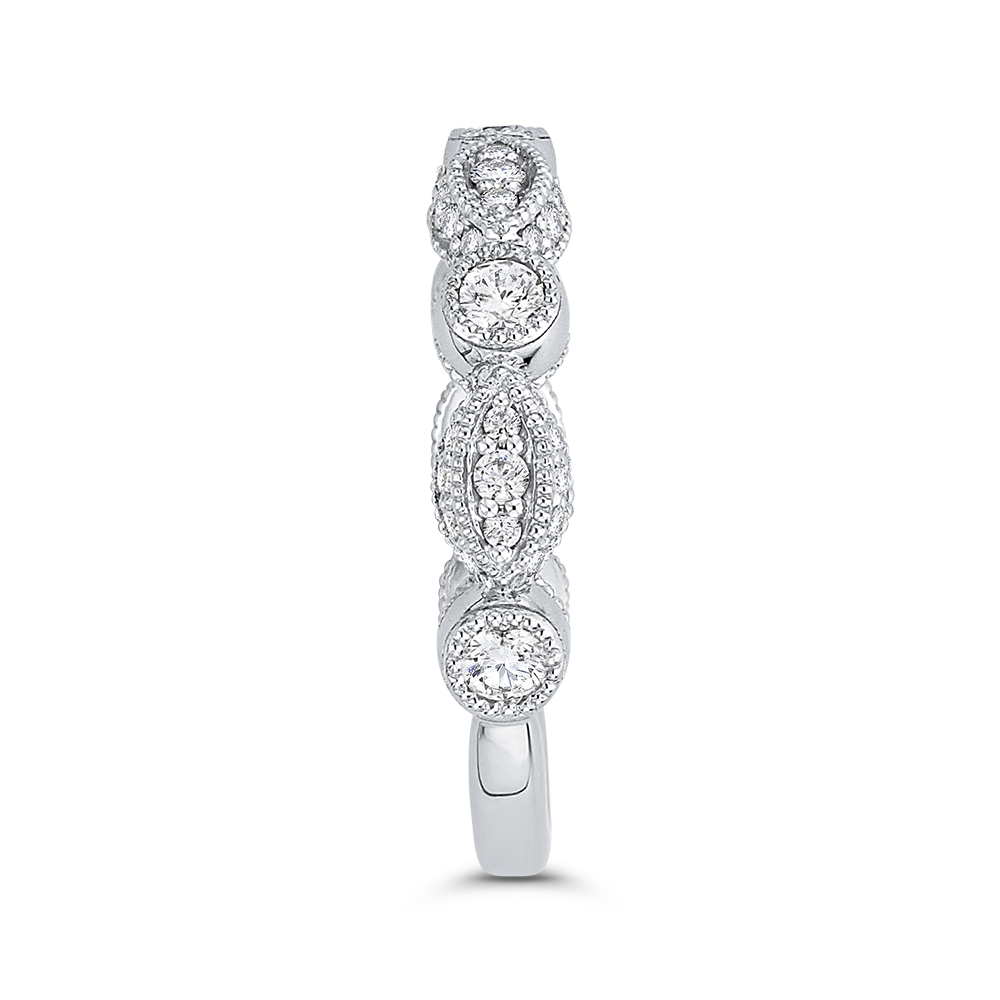 Round Diamond Wedding Band in 14K White Gold