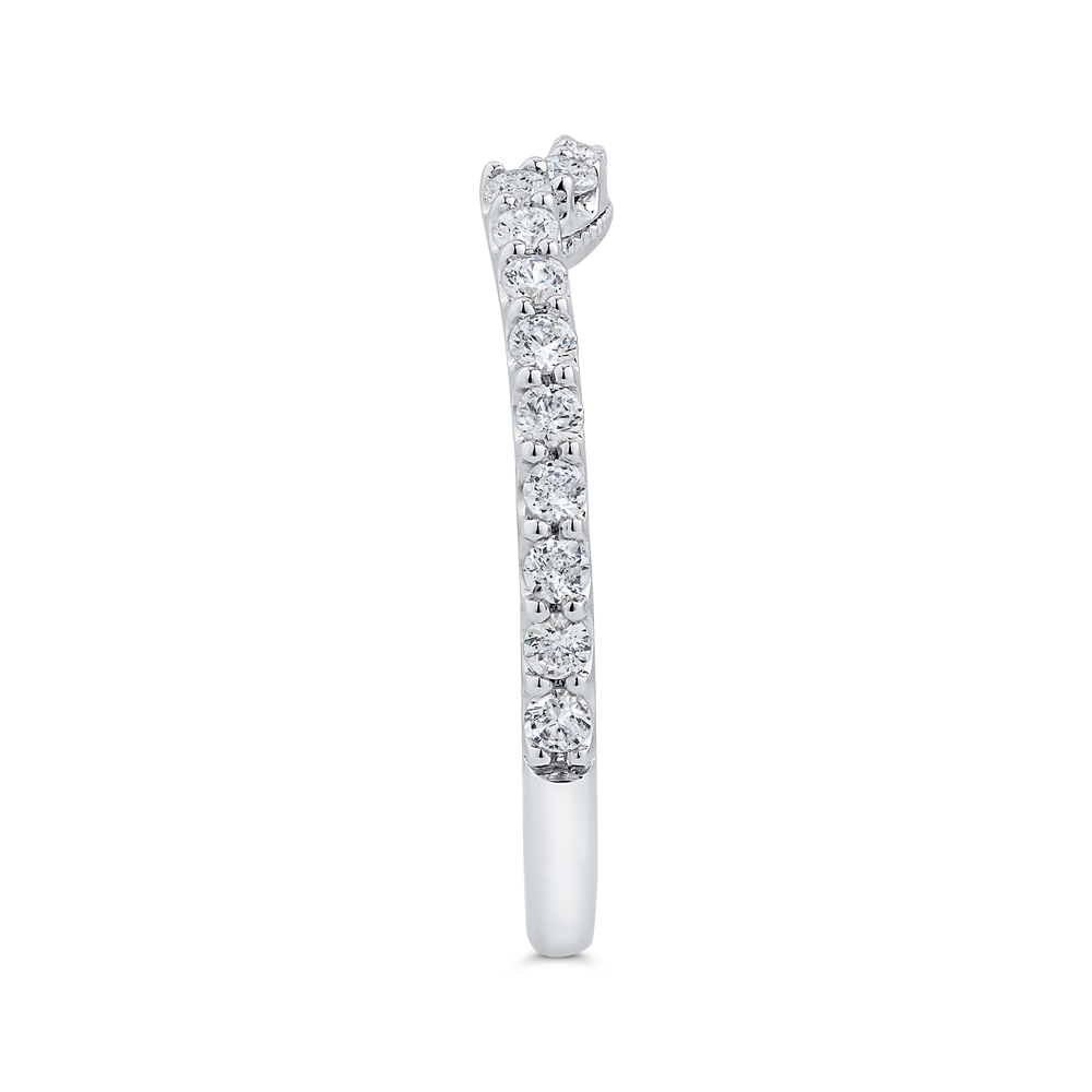 Round Diamond Wedding Band in 18K White Gold