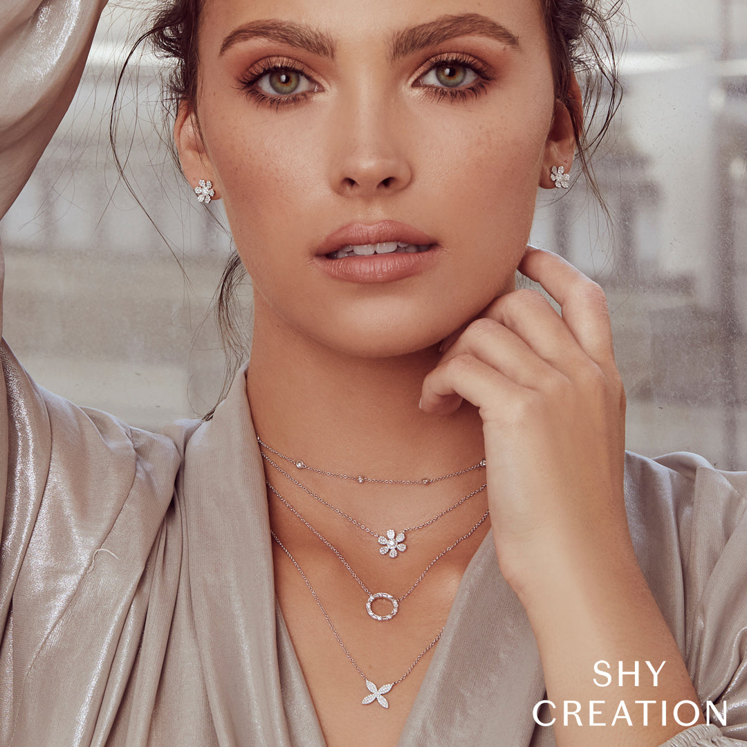 0.29CT DIAMOND BAGUETTE CIRCLE NECKLACE