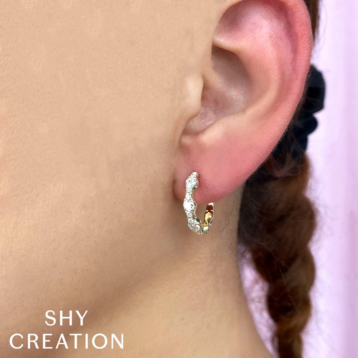 1.00CT DIAMOND HOOP EARRING