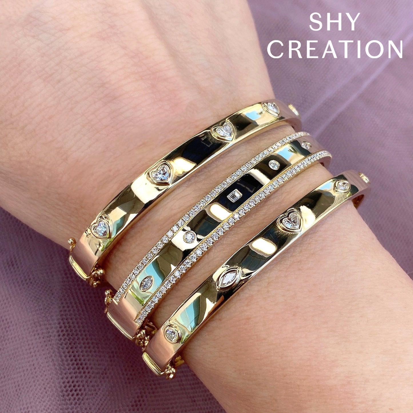 1.08CT DIAMOND BAGUETTE MARQUISE BANGLE