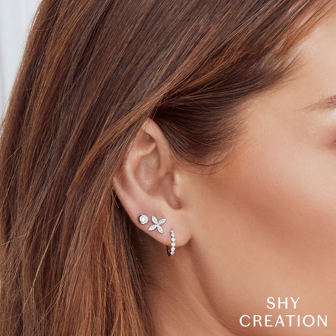 0.11CT DIAMOND HUGGIE EARRING