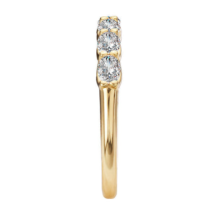 Oval Shaped Diamond Staight Front Wedding Band