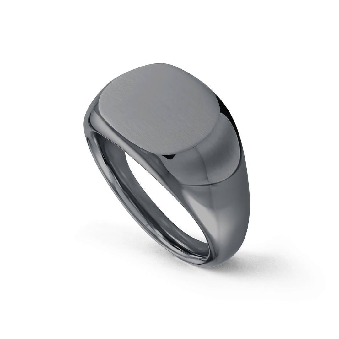 ROUND SIGNET RING