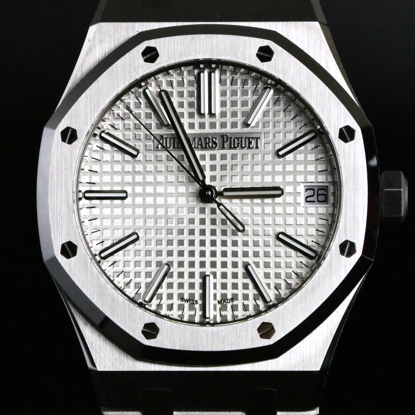 UNWORN 2023 Audemars Piguet 15510ST Royal Oak 41mm White Dial with Box & Papers