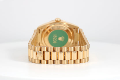 1995 Rolex Day-Date 36mm - 18238 (Champagne Roman)