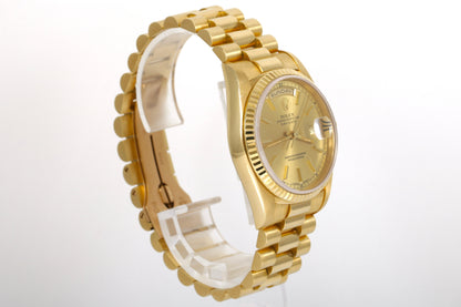 1990 Rolex Day-Date 36mm - 18238 (Champagne)