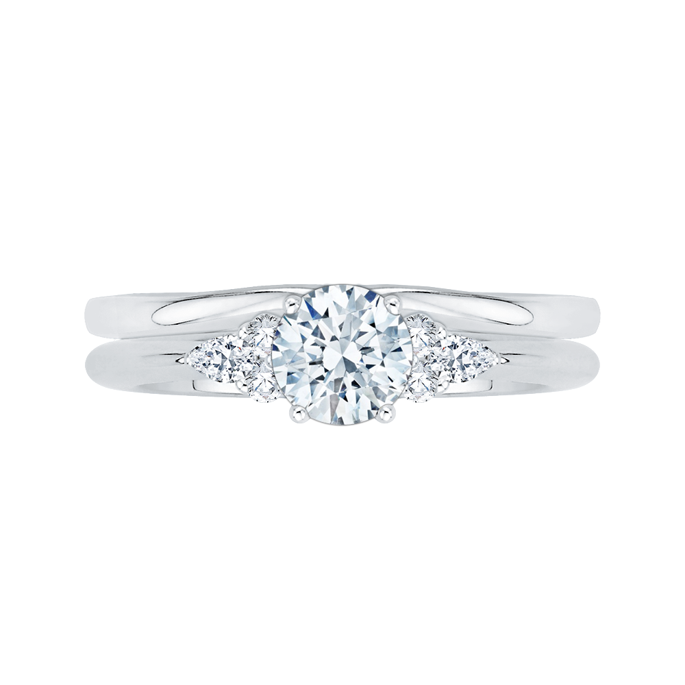 Round Diamond Engagement Ring in 14K White Gold