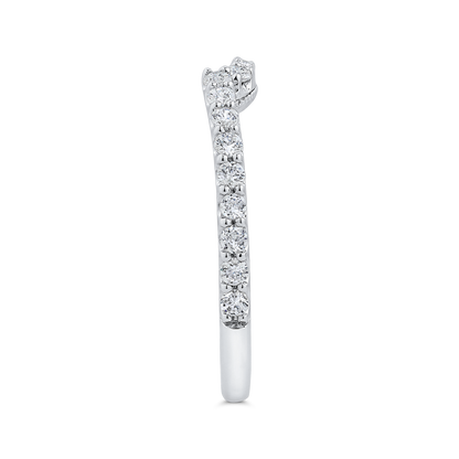 Round Diamond Wedding Band in 18K White Gold