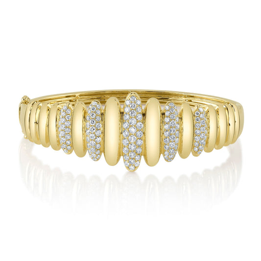2.19CT 14K Y/G DIAMOND PAVE RIBBED BANGLE