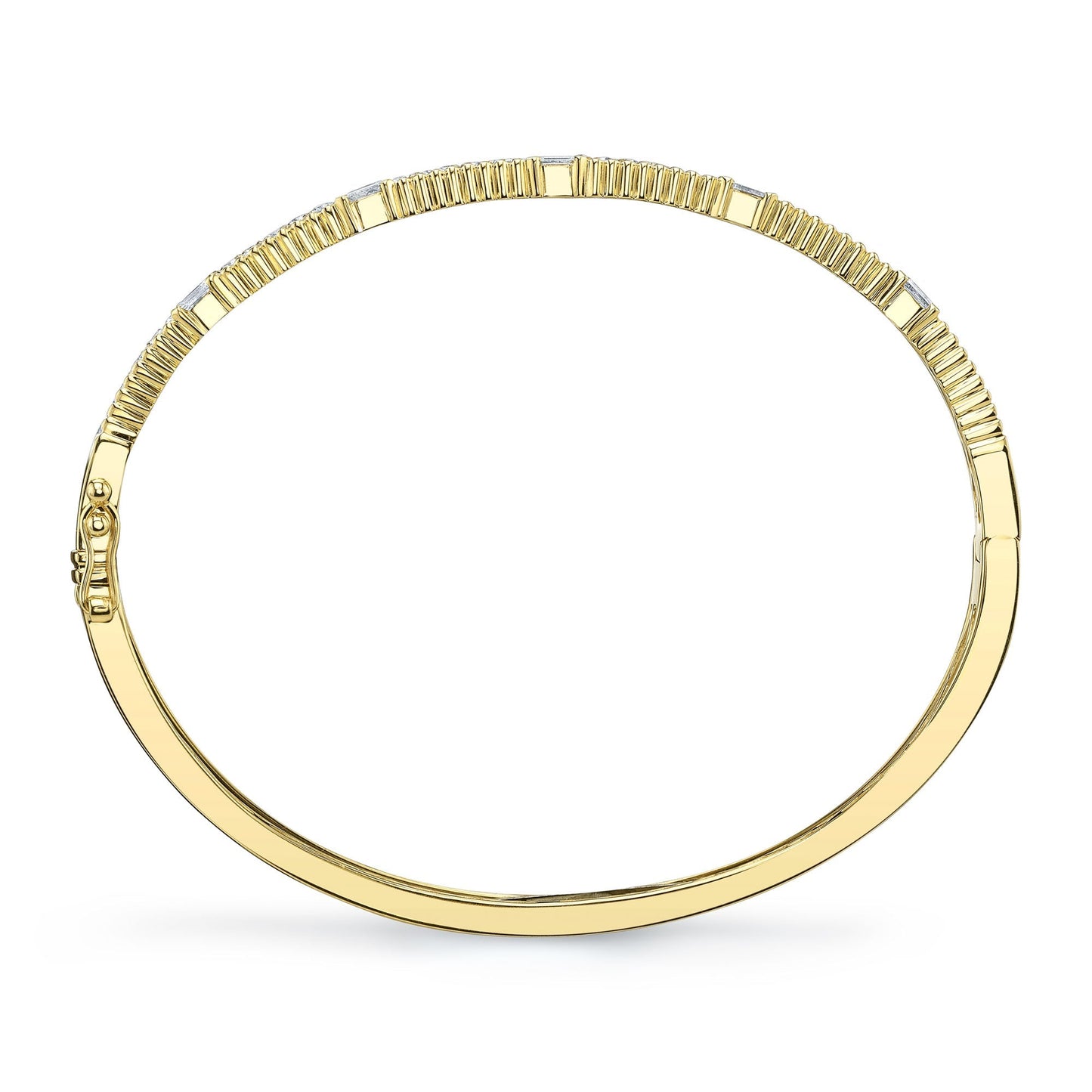 1.13CT 14K Y/G DIAMOND EMERALD RIBBED BANGLE