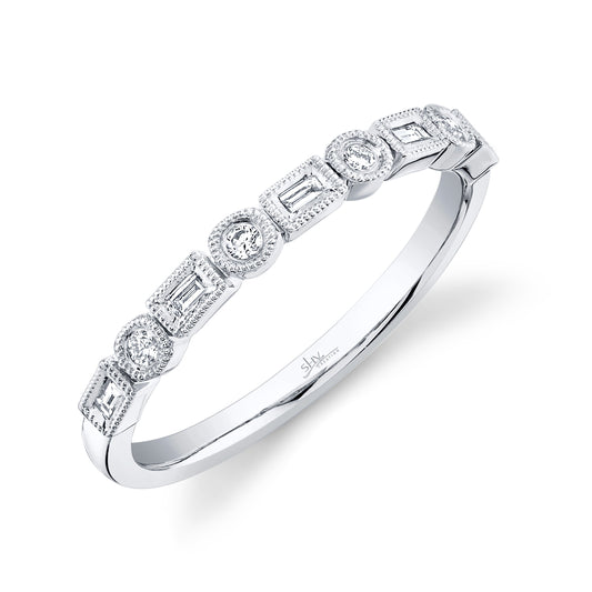 0.14CT 14K W/G DIAMOND BAGUETTE BAND SZ 6