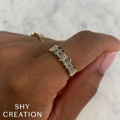 0.75CT DIAMOND BAGUETTE BAND