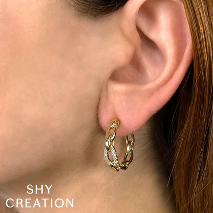 0.25CT DIAMOND LINK HOOP EARRING