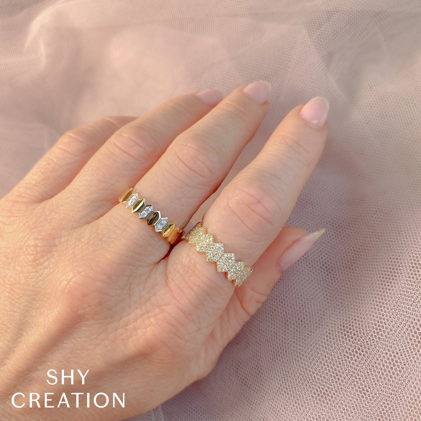 0.35CT DIAMOND PAVE HEXAGON RING