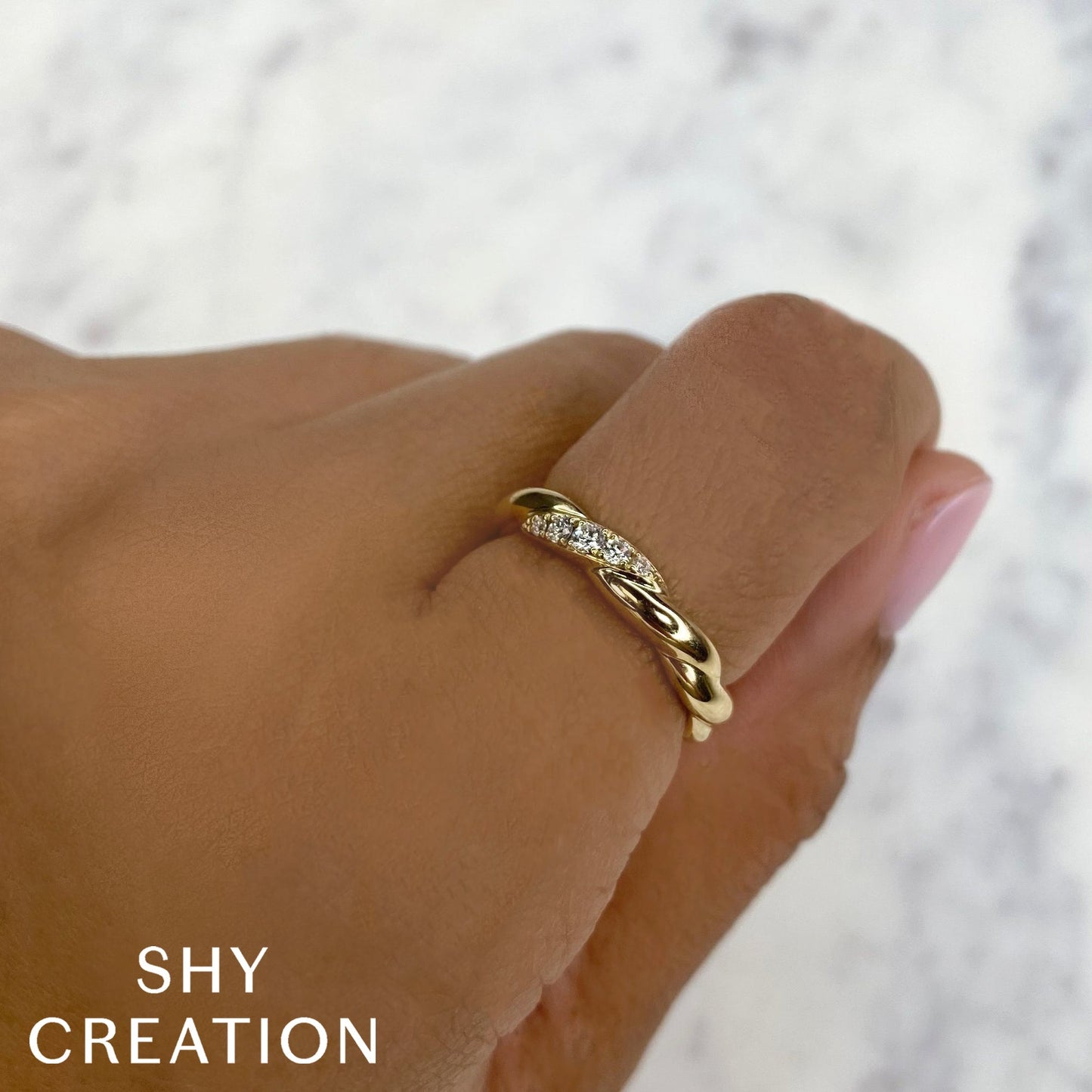 0.12CT DIAMOND BAND