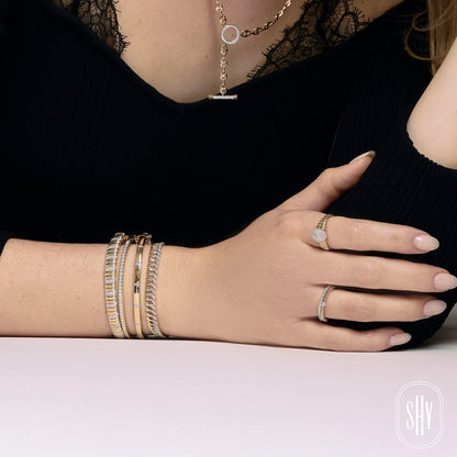 0.46CT 14K Y/G DIAMOND RIBBED BANGLE