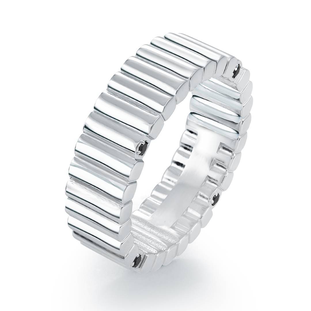 5MM-RIBBED BLACK-CZ RING